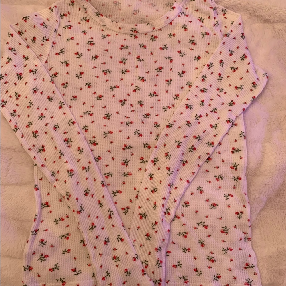 Brandy Melville long sleeve rose top